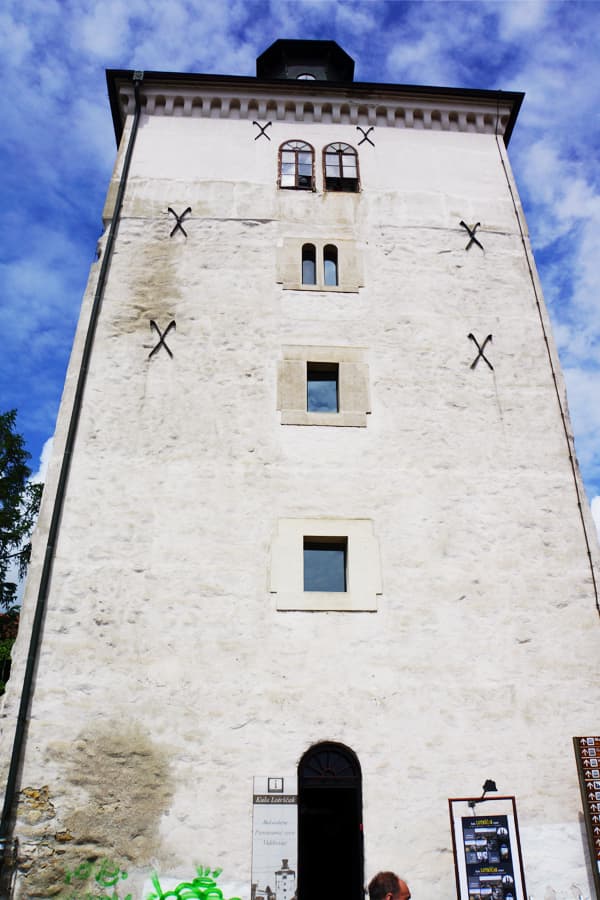 ロトゥルシュチャク塔
